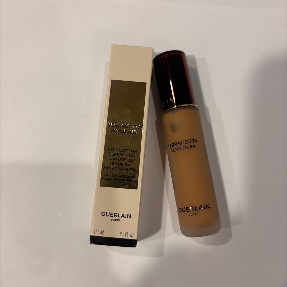 Guerlain - Picture 3 of 3